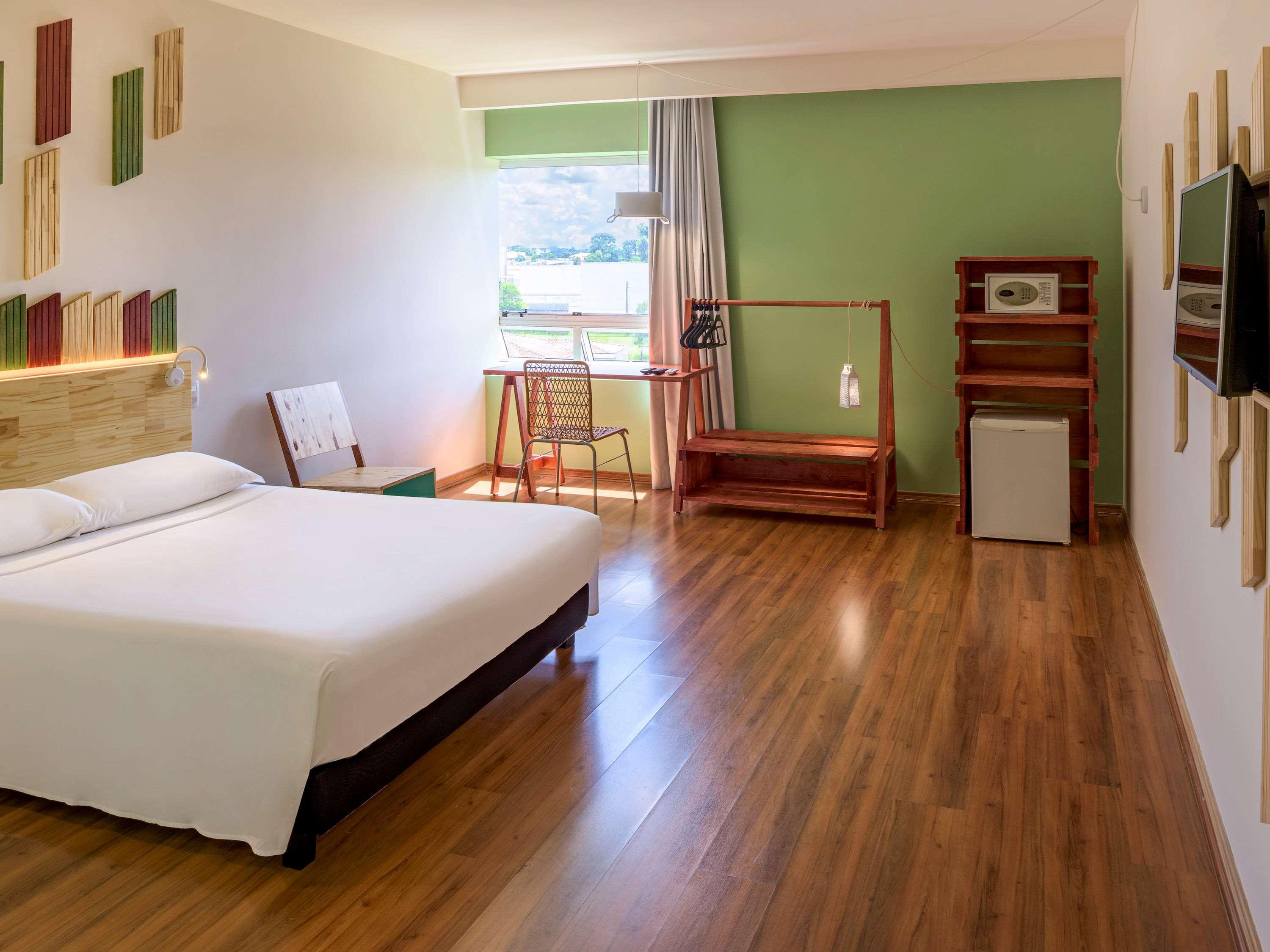 Hotel Nacional Inn Curitiba Santa Felicidade Экстерьер фото