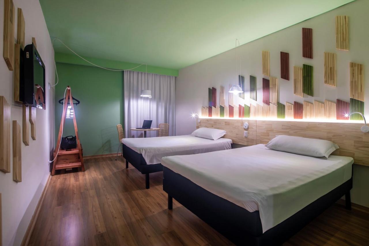 Hotel Nacional Inn Curitiba Santa Felicidade Экстерьер фото