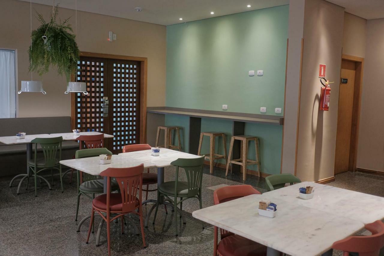 Hotel Nacional Inn Curitiba Santa Felicidade Экстерьер фото