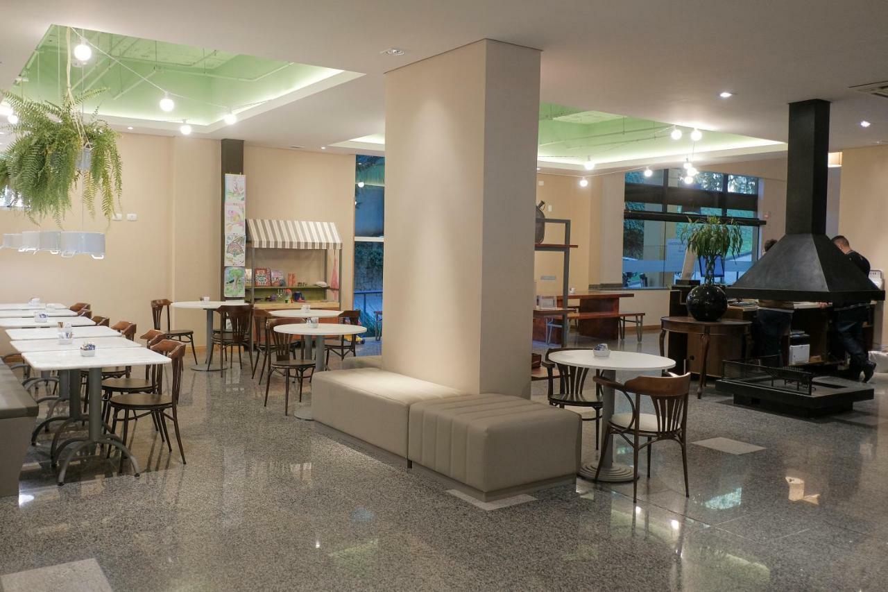 Hotel Nacional Inn Curitiba Santa Felicidade Экстерьер фото