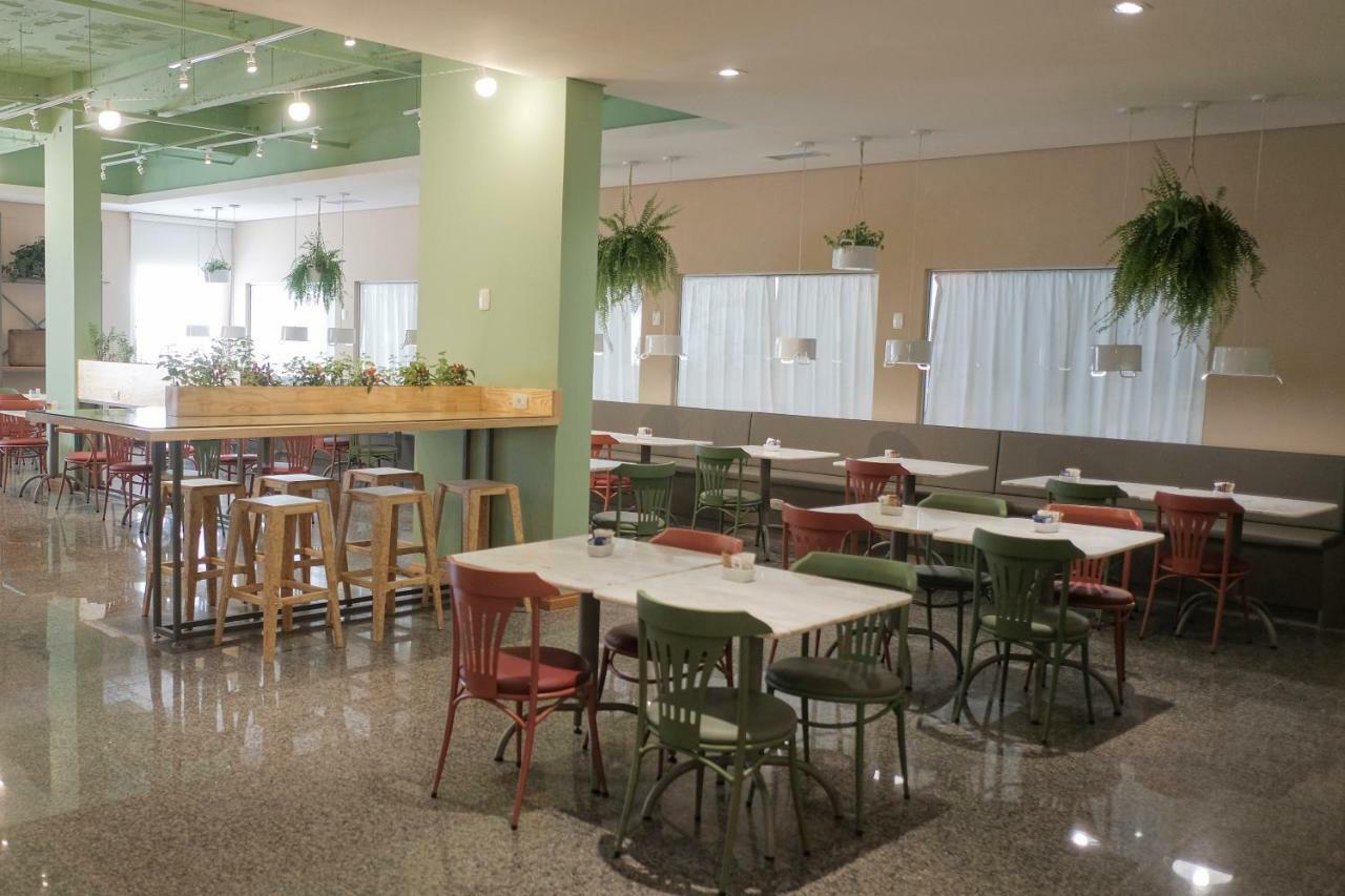Hotel Nacional Inn Curitiba Santa Felicidade Экстерьер фото