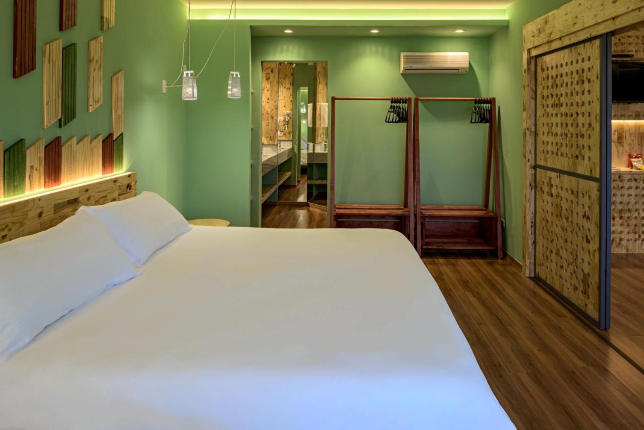 Hotel Nacional Inn Curitiba Santa Felicidade Экстерьер фото